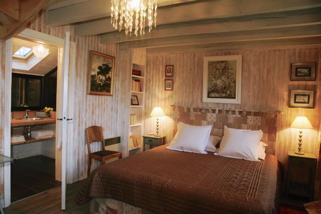 Bed and Breakfast La Belle Epoque Sansac-de-Marmiesse Pokoj fotografie